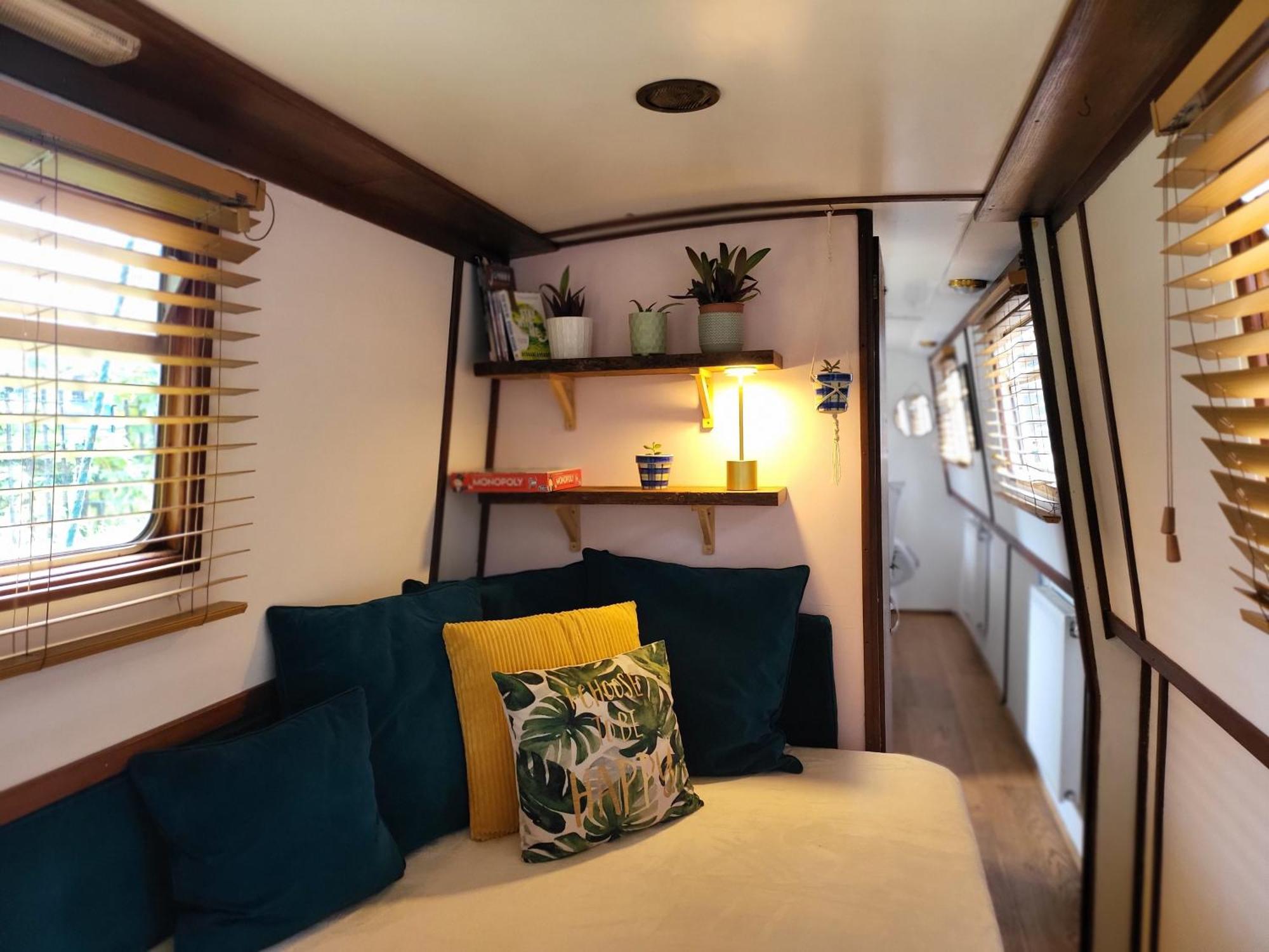 Lovely Canal Boat In Little Venice For Family & Friends Londýn Exteriér fotografie